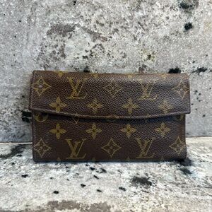 ✅ Authentic Louis Vuitton Vintage Monogram Wallet made in USA.